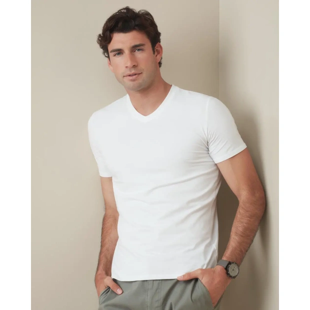 Stretch-T V-neck for men